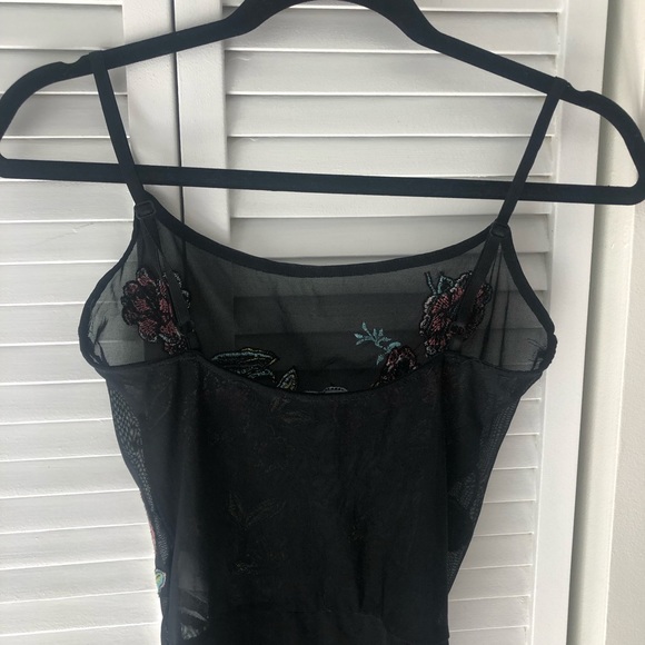 Zara Black Floral Crochet Bodysuit - Picture 7 of 9